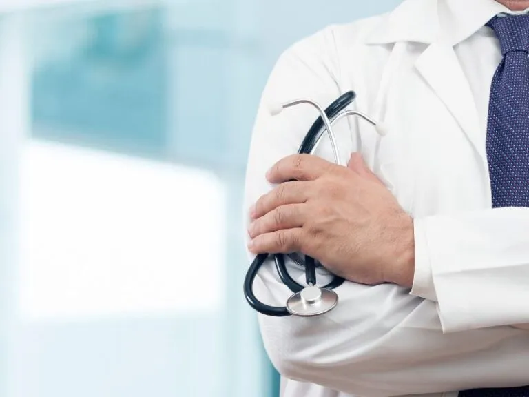Comparação Entre Pectus Excavatum e Carinatum